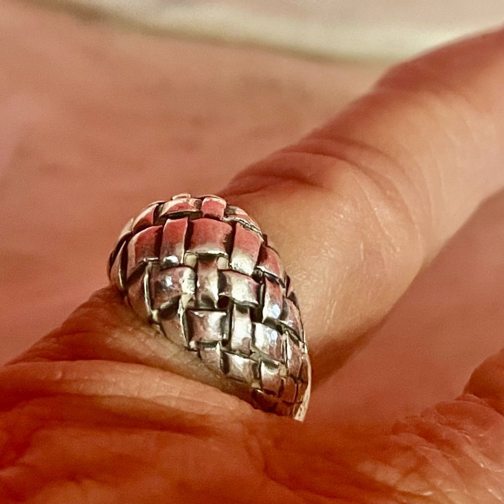RETIRED Vintage JAMES AVERY Woven Basket DOME RING Sterling Silver Size 5!